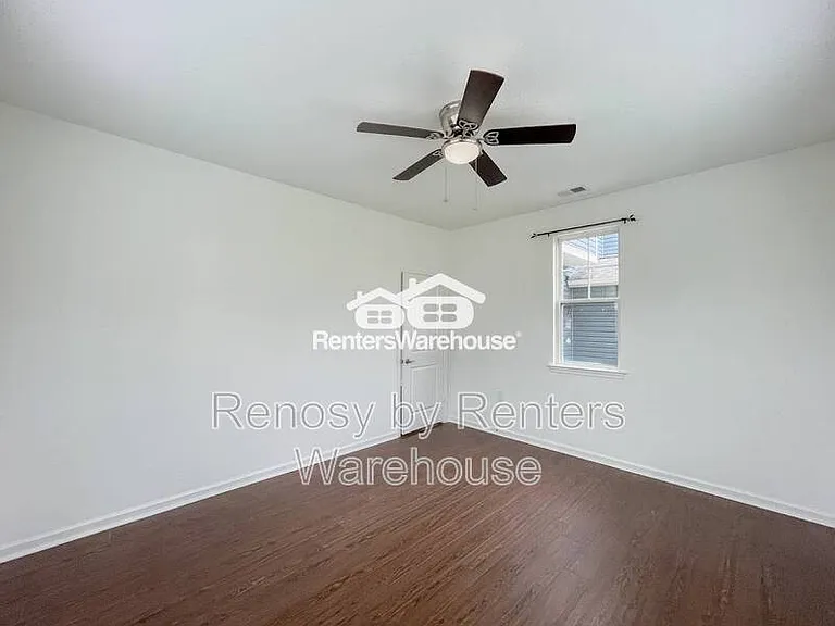 1713 Dresdon Ln — Photo 18