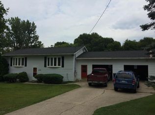 8705 S Nevins Rd, Greenville, MI 48838