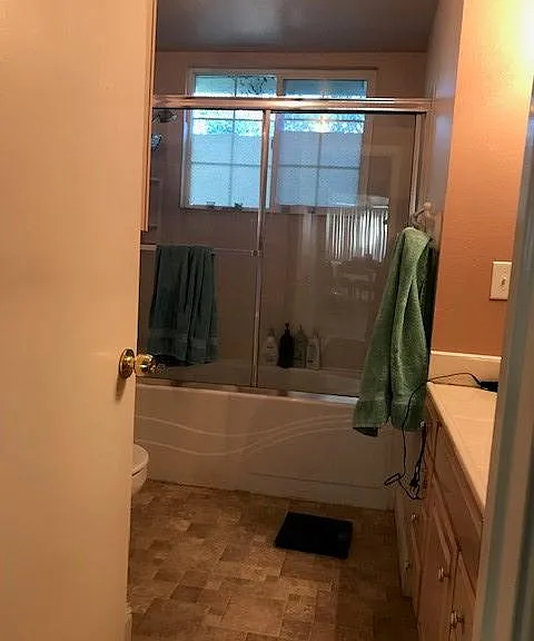 3190 Meadowbrook Dr — Photo 3