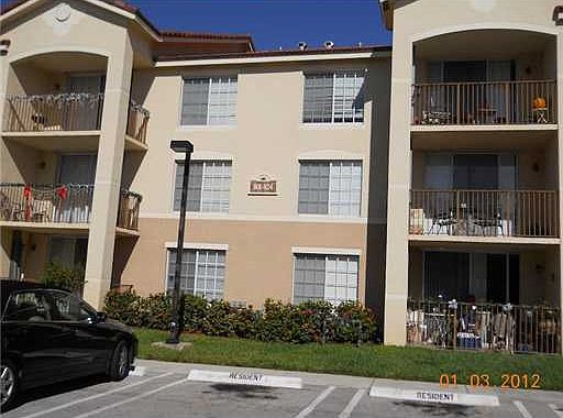 1st image of 807 Villa Circle #807