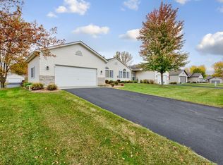 1423 25th Ave NW, Faribault, MN 55021