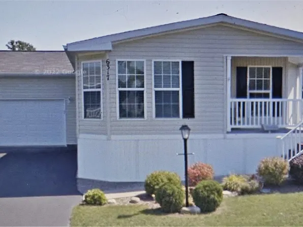 6317 Kims Dr, Victor, NY 14564