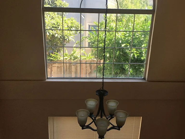 8947 Cottonwood Ln — Photo 3