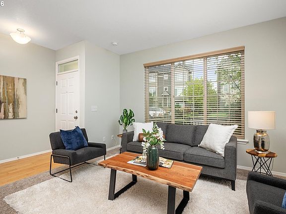 4th image of 2283 NW Oak Knoll Pl