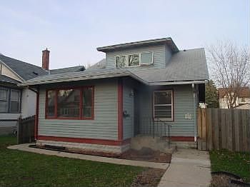 2nd image of 1422 Thomas Ave N