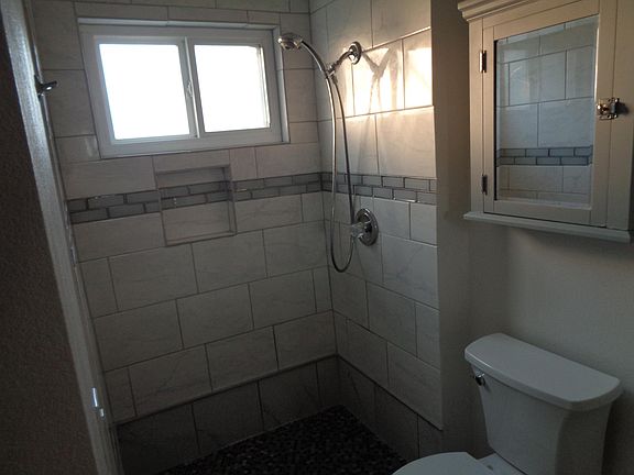 4th image of 4971 Clearwood Way