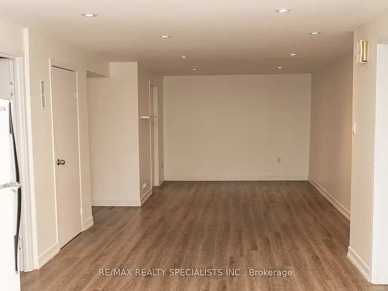 477 Scott St #BASEMENT — Photo 4