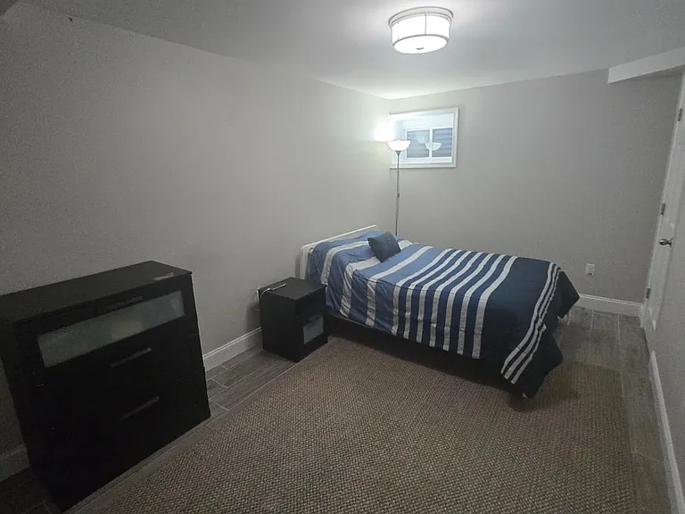 6720 Newbold Dr — Photo 24