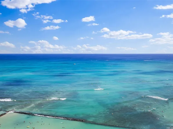 2470 Kalakaua Ave APT 2801, Honolulu, HI 96815