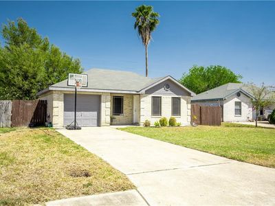 3709 E Adams Ave, Alton, TX, 78573