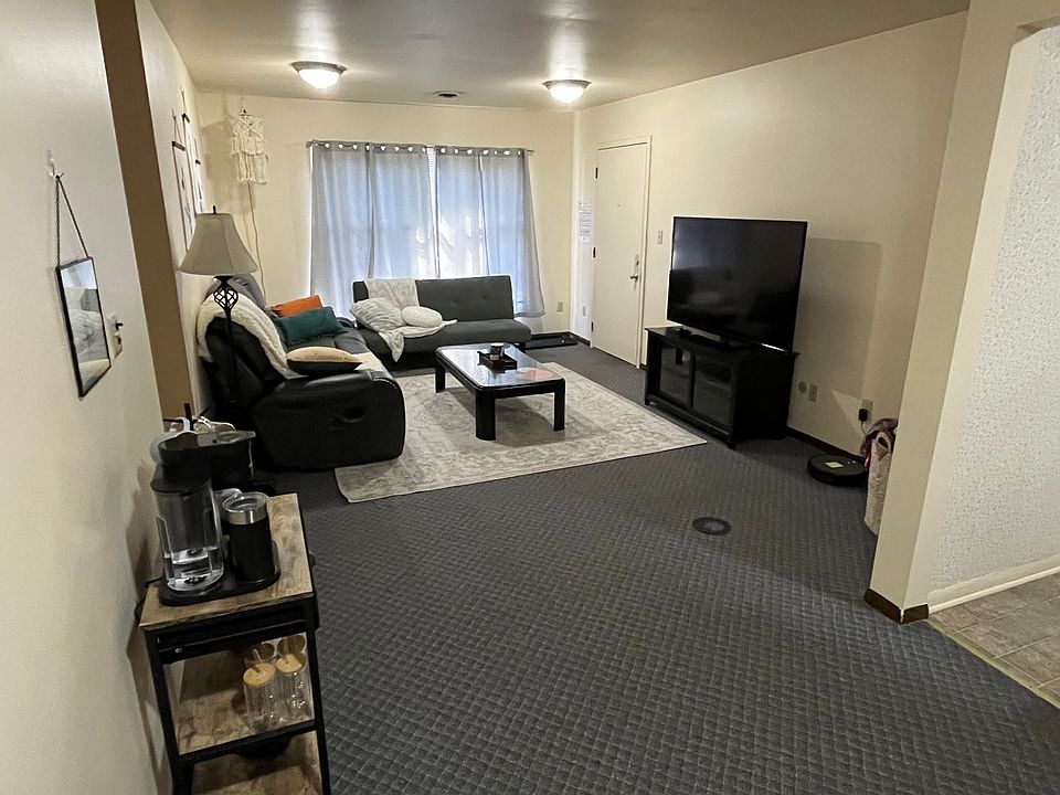 1st image of 525 Richland Ave APT C