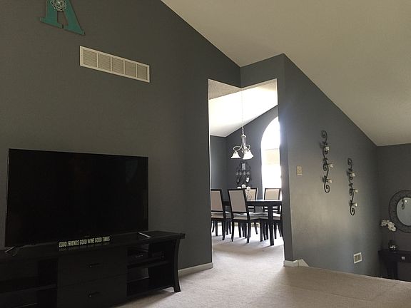 5th image of 1732 Providence Dr