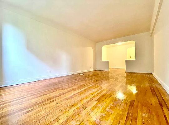 2nd image of 83-57 118th St #4R