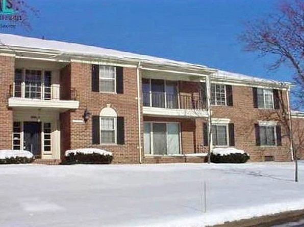 29628 Middlebelt Rd Unit 2702