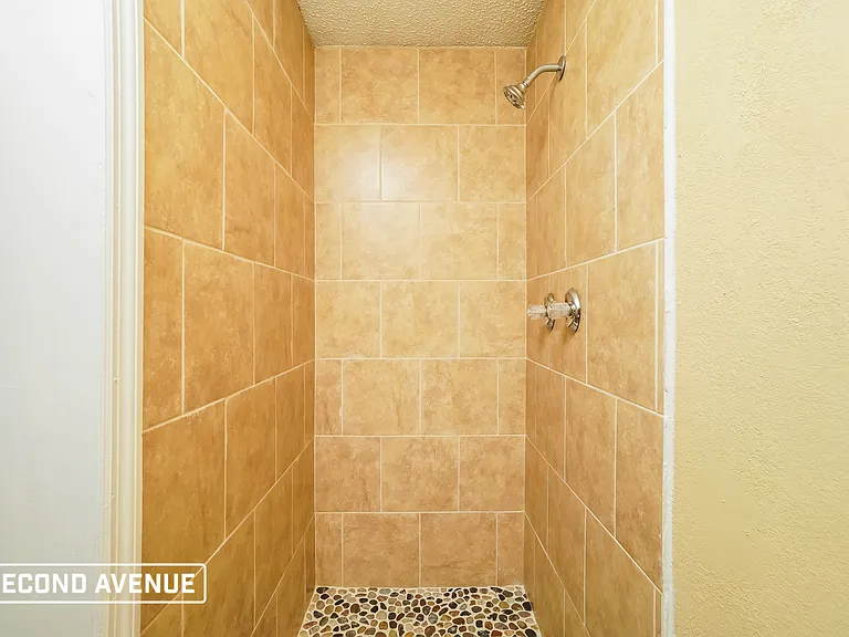 11725 Meadow Dr — Photo 13
