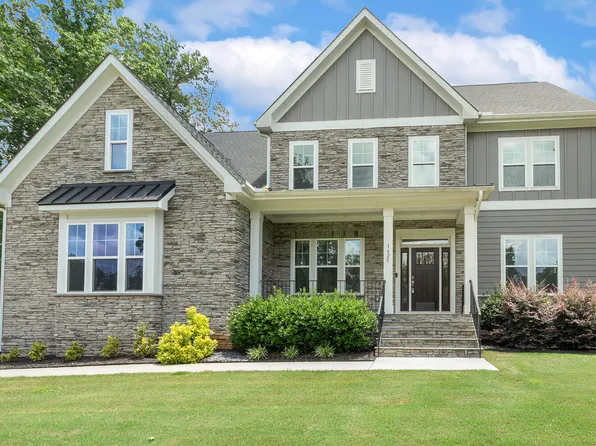 1625 Banks View Dr, Raleigh, NC 27603