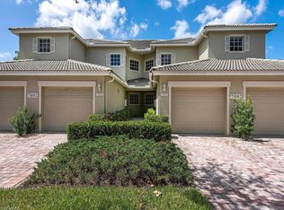7092 Timberland Cir APT 202, Naples, FL 34109