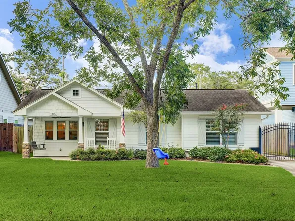 1710 Woodcrest Dr, Houston, TX 77018
