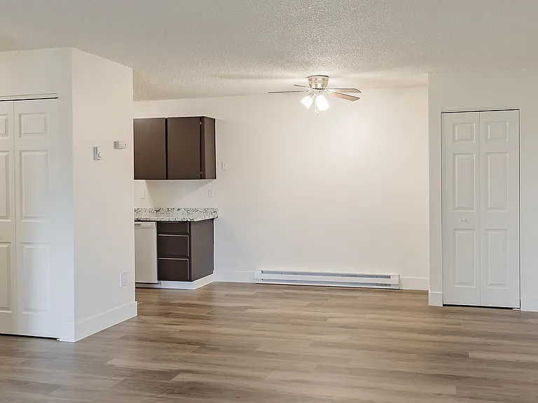 Madera Court Apartments - Troutdale Oregon - Two Bedroom Dining Room