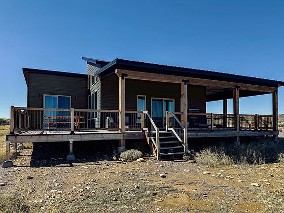 3rd image of 152 W Bryce Gate Cir