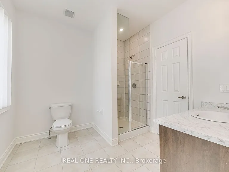 134 Goodwin Cres — Photo 38