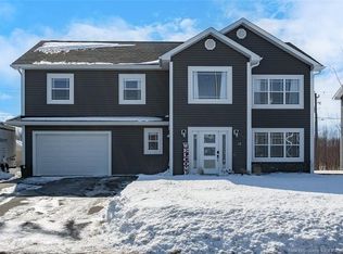 18 Doherty Dr, Oromocto, NB E2V0M1