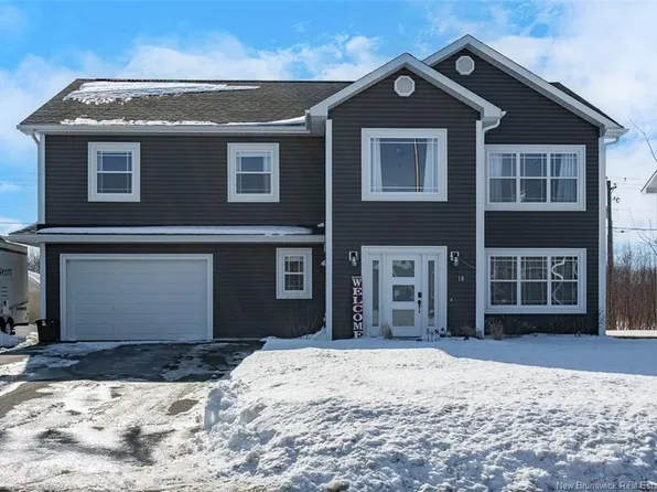 18 Doherty Dr, Oromocto, NB E2V 0M1