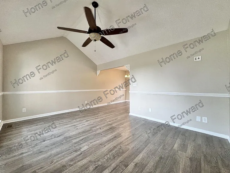 102 Dale Hollow Dr — Photo 4