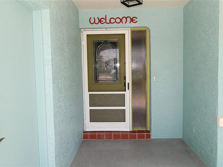 309 Bryce Ct — Photo 3