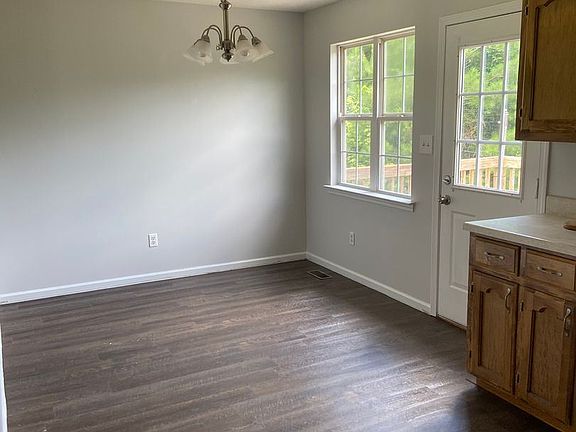 3rd image of 1562 Wilderness Ln