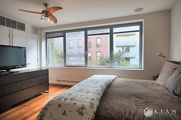 Rented by Kian Realty | media 6