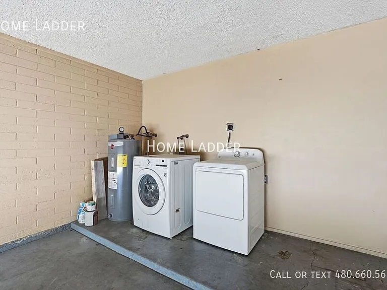 300 S Monterey St — Photo 21