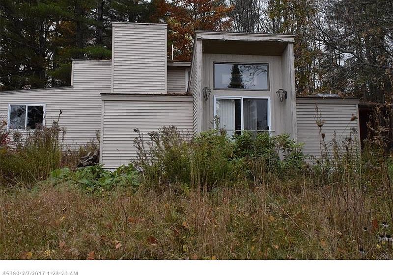 2nd image of 708 Fairfield St