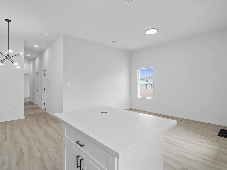 9725 Kerr St #B — Photo 21
