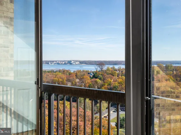 5904 Mount Eagle Dr APT 1514, Alexandria, VA 22303