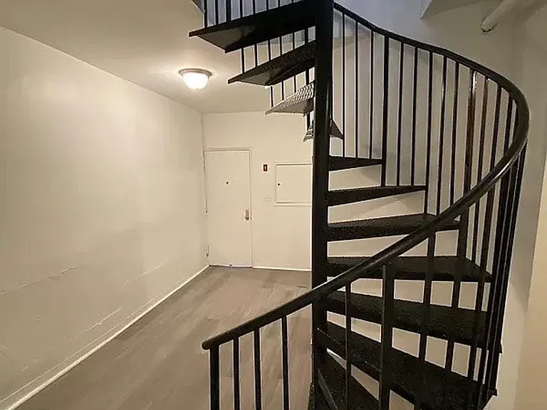 99 Meserole St #4 — Photo 10