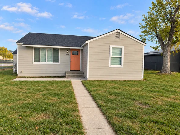 416 W Loop Dr, Moses Lake, WA 98837