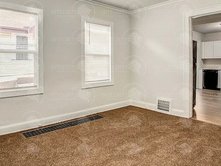 6210 Agnes Ave — Photo 14