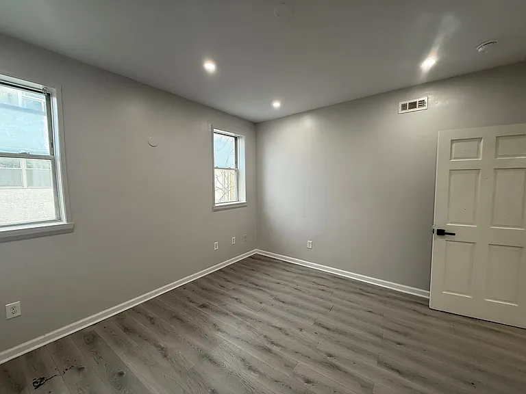 1745 Federal St — Photo 20