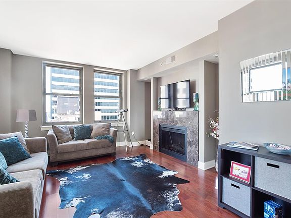5th image of 314 Broadway #1603