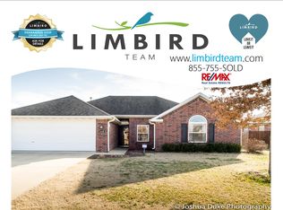 3509 S Stoney Point Rd, Rogers, AR 72758