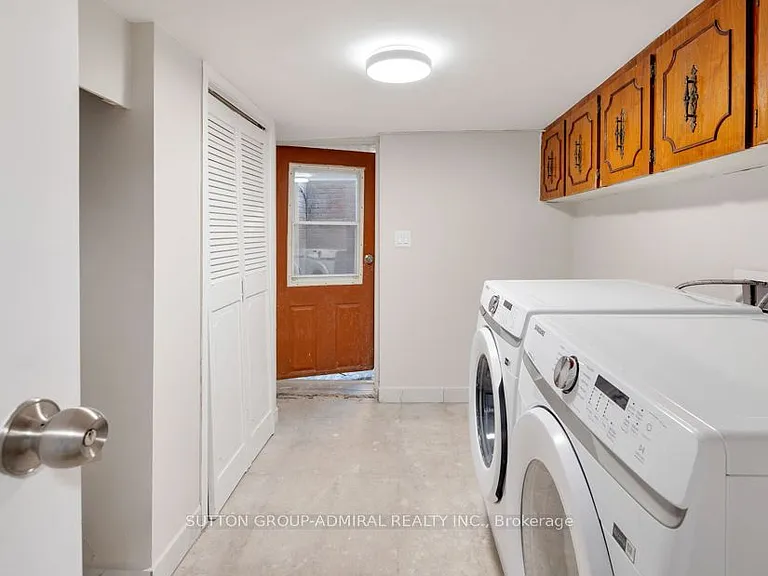 81 Palmerston Ave #MAIN — Photo 5