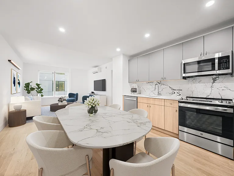 45 Lenox Rd #4D — Photo 1