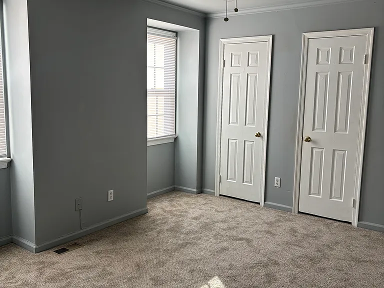 400 Advocate Ct #E — Photo 12