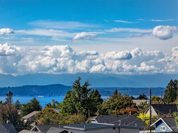 5953 California Avenue SW #2C, Seattle, WA 98136