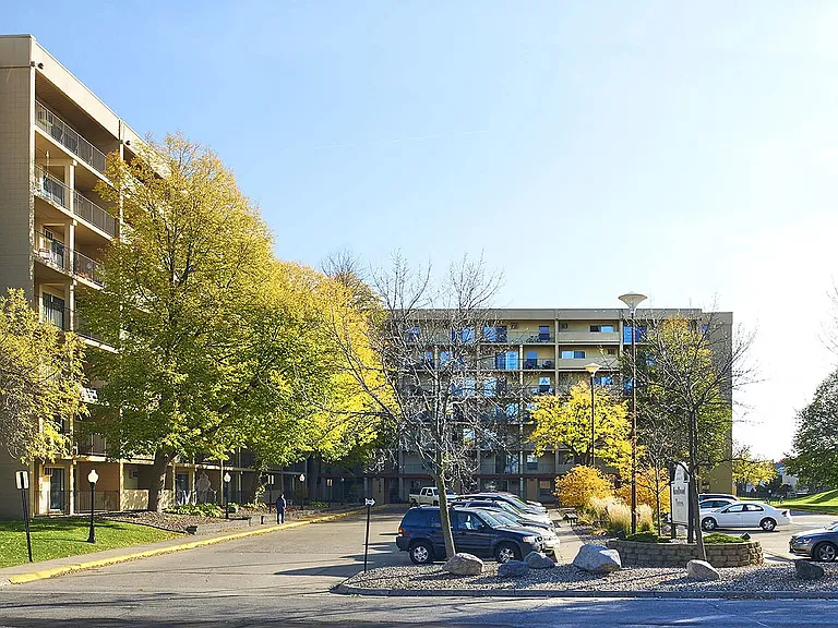 ReNew Knollwood East — Photo 20