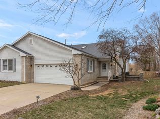 312 S Division St, Braidwood, IL 60408