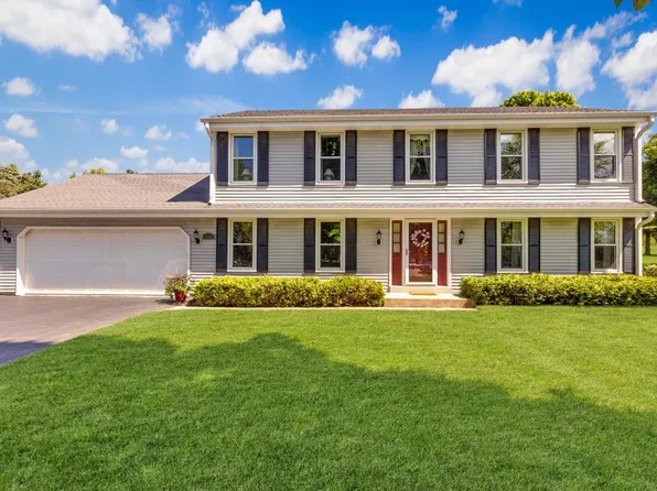 745 Heritage COURT, Grafton, WI 53024