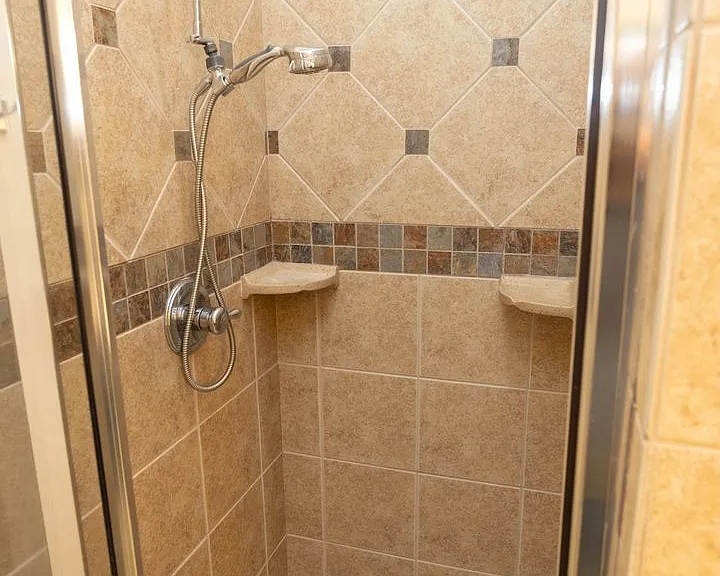 106 Sweet Meadow Ct — Photo 17