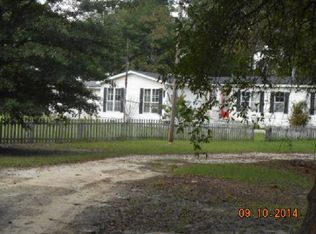 301 Forest Hill Cir, Dexter, GA 31019